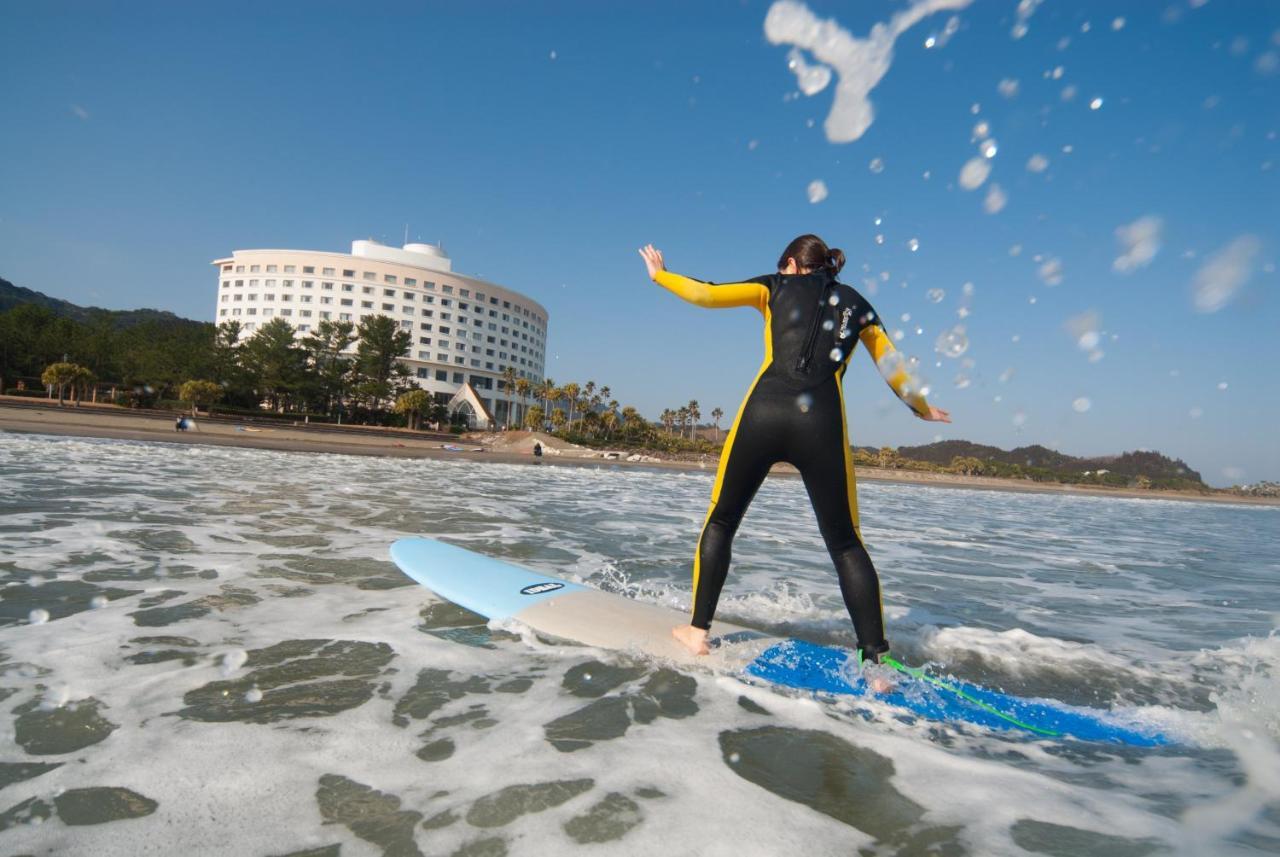 Ana Holiday Inn Resort Miyazaki By Ihg Exterior foto